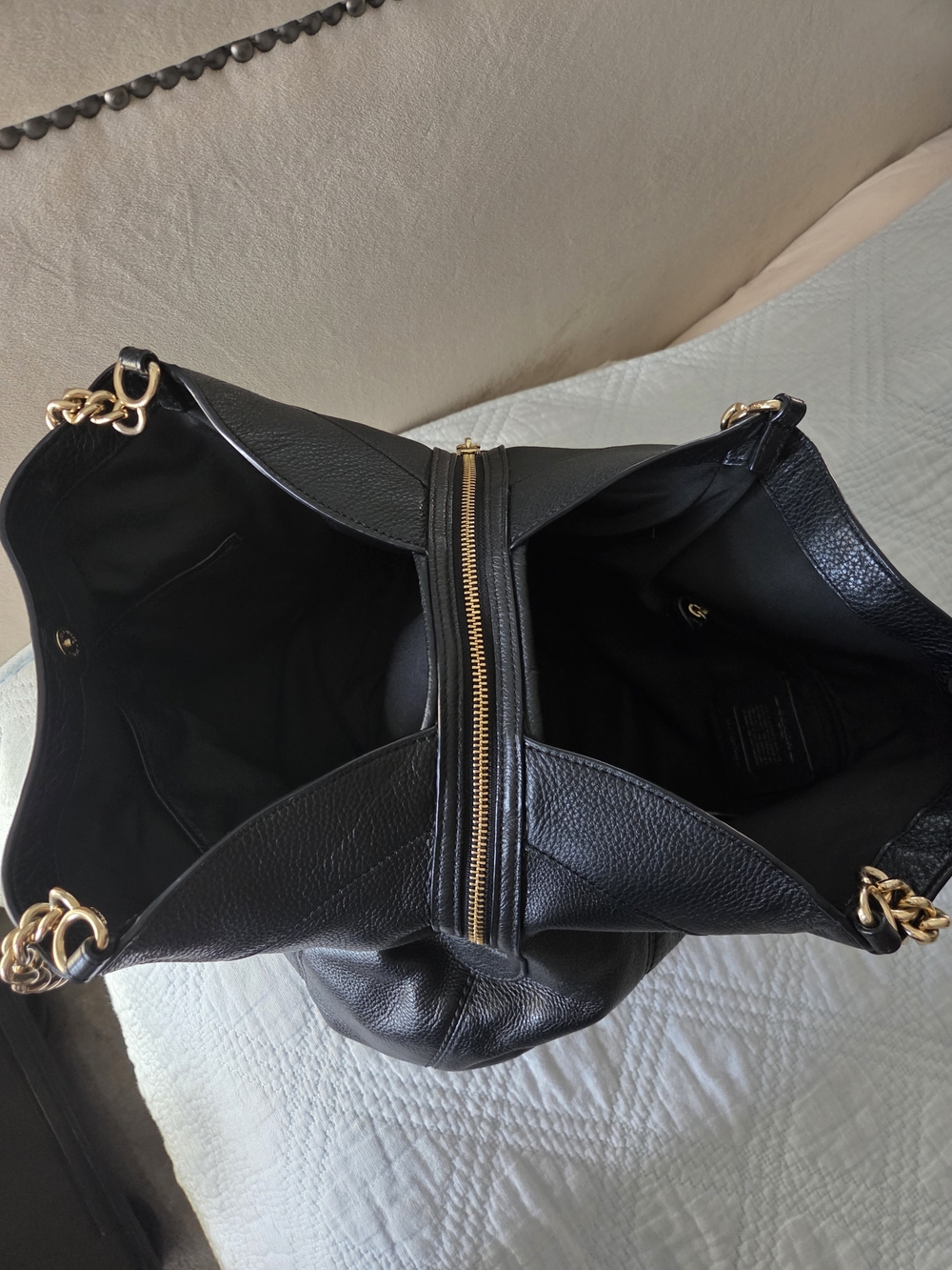 COACH Lexy Black Pebbled Leather Shoulder Bag with Gold Chain - Picture 5 of 8